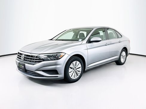 Used 2019 Volkswagen Jetta S w/ Driver Assistance Package FWD image 3