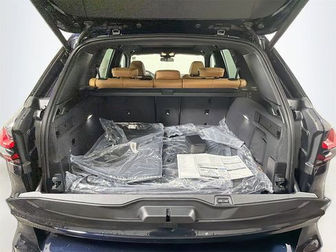 New 2026 BMW X5 xDrive50e w/ M Sport Package image 28