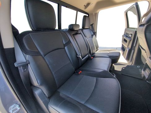 Used 2019 RAM 2500 Laramie AWD/4WD image 18