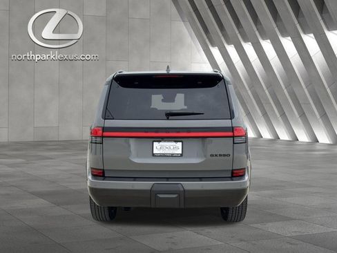 Certified 2026 Lexus GX 550 w/ Cold Area Package AWD/4WD image 28