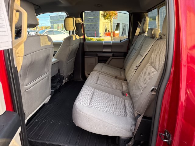 Used 2015 Ford F150 XLT w/ Equipment Group 302A Luxury AWD/4WD image 18