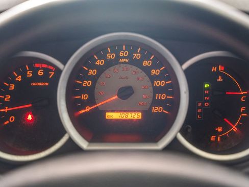 Used 2011 Toyota Tacoma 4x4 Regular Cab image 30