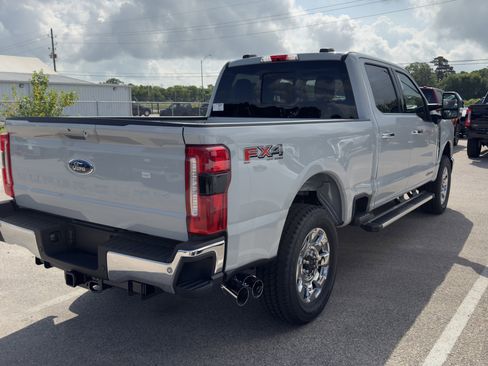 New 2026 Ford F250 Lariat w/ Chrome Package AWD/4WD image 3