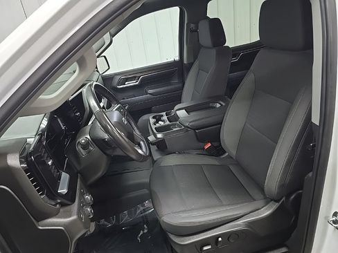 Used 2022 Chevrolet Silverado 1500 RST AWD/4WD image 29