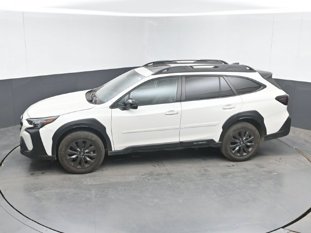 Used 2025 Subaru Outback Onyx Edition AWD/4WD image 21