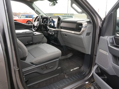 Used 2022 Ford F150 XLT w/ Equipment Group 302A High AWD/4WD image 27