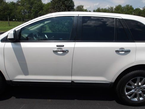 Used 2011 Ford Edge SEL w/ 201A Rapid Spec Order Code FWD image 33