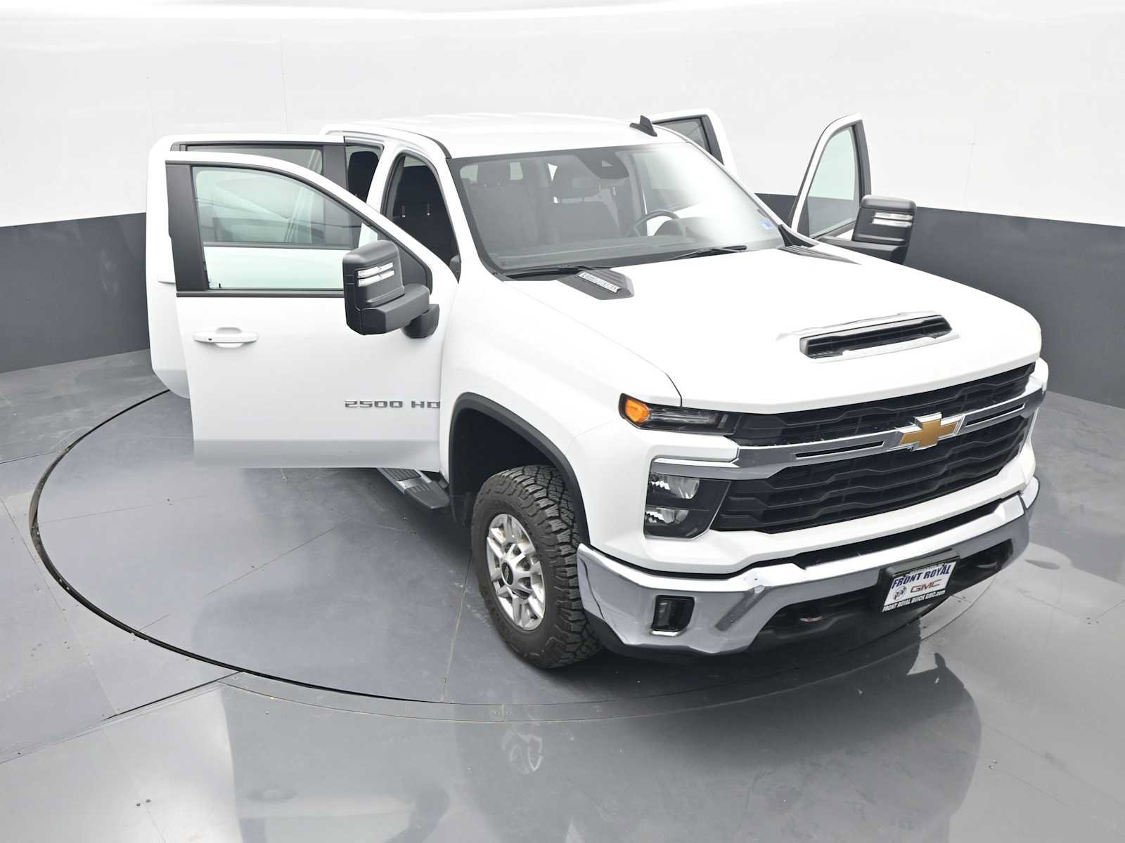 Used 2025 Chevrolet Silverado 2500 LT w/ Convenience Package AWD/4WD image 47