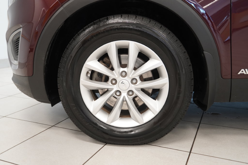 Used 2018 Kia Sorento LX AWD/4WD image 16