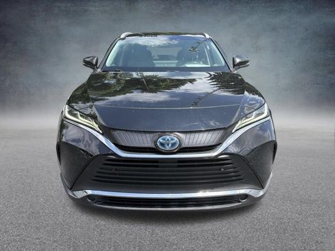 Used 2021 Toyota Venza XLE w/ Softex Package AWD/4WD image 2