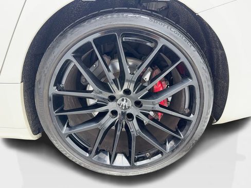 Used 2023 Maserati Ghibli Modena RWD image 51