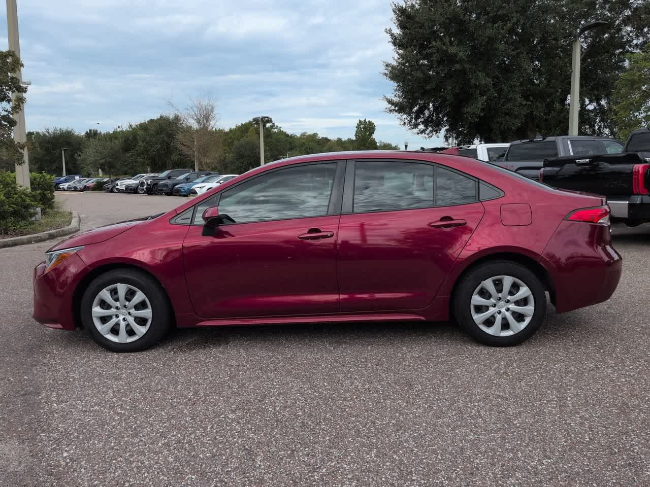 Certified 2023 Toyota Corolla LE FWD image 3