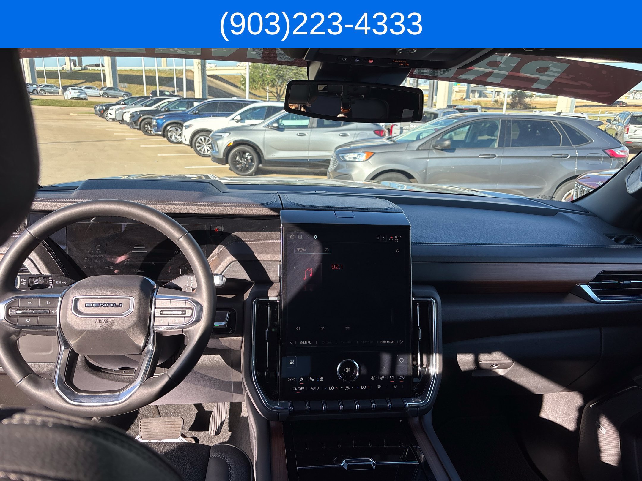 Used 2025 GMC Yukon Denali AWD/4WD image 44