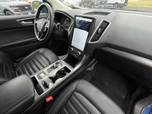 Used 2022 Ford Edge SEL w/ Class II Trailer Tow Package image 35