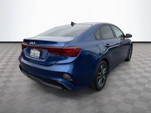 Used 2023 Kia Forte LXS FWD image 7