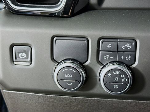 Used 2024 GMC Sierra 1500 Denali w/ Technology Package image 10