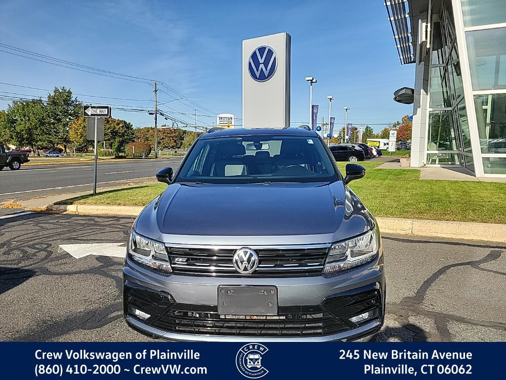 Certified 2021 Volkswagen Tiguan SE R-Line w/ 3rd Row Seat Package AWD/4WD image 2