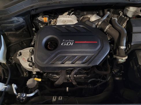 Used 2019 Hyundai Santa Fe Limited FWD image 30