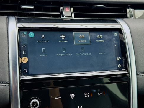 Used 2021 Land Rover Discovery Sport S image 11