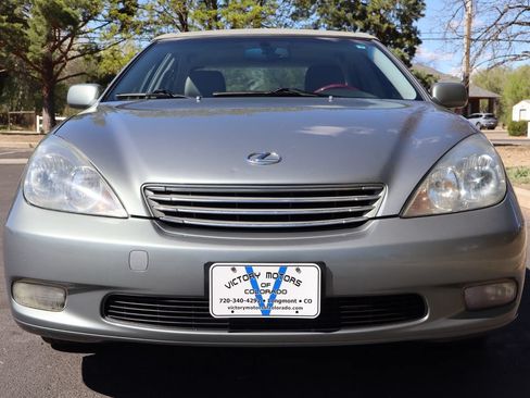 Used 2004 Lexus ES 330 FWD image 13