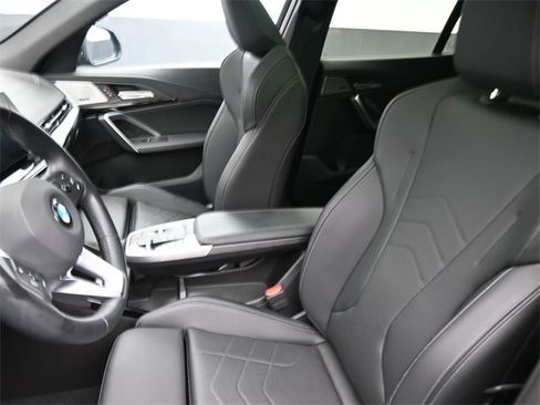 Certified 2025 BMW X2 xDrive28i w/ Premium Package image 19