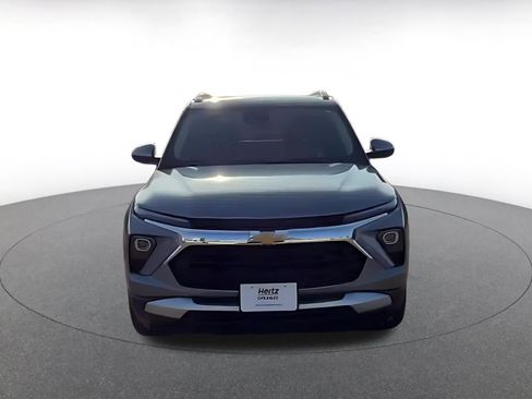 Used 2025 Chevrolet TrailBlazer LT image 4