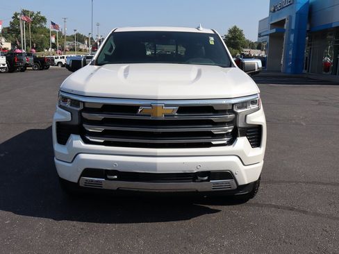 Used 2023 Chevrolet Silverado 1500 High Country w/ Z71 Off-Road Package image 33