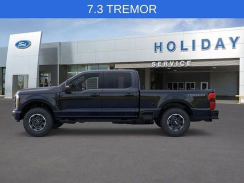 New 2026 Ford F250 XLT w/ XLT Premium Package AWD/4WD image 3