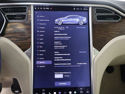 Used 2017 Tesla Model S 75D image 43