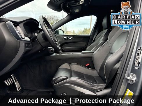 Used 2021 Volvo XC60 T5 R-Design w/ Advanced Package image 11