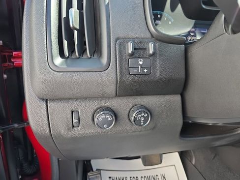 Used 2021 Chevrolet Colorado ZR2 image 24