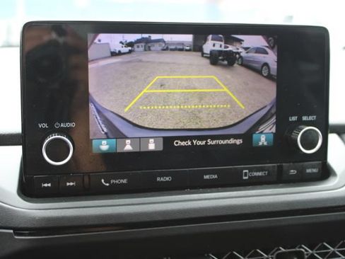 Used 2023 Honda Accord EX image 19