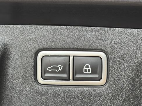 Certified 2022 Kia Sorento EX w/ Panoramic Sunroof Package image 22