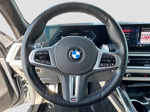 Used 2025 BMW X7 M60i AWD/4WD image 11