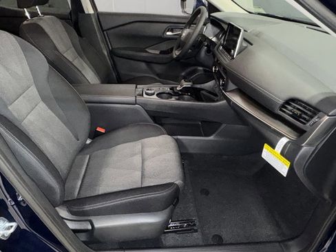 New 2026 Nissan Rogue SV AWD/4WD image 7