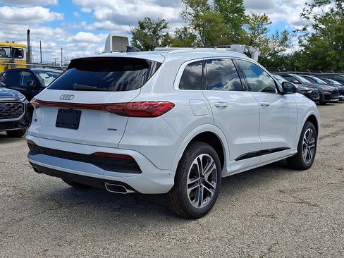 New 2026 Audi Q5 Premium AWD/4WD image 4