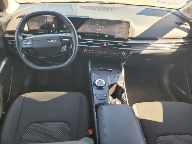 Used 2026 Kia Sportage LX FWD image 14