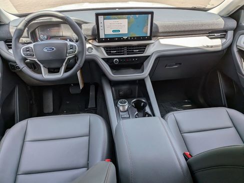 New 2026 Ford Explorer Active w/ Active Comfort Package AWD/4WD image 17