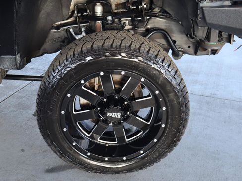 Used 2019 Chevrolet Silverado 2500 LT w/ Custom Sport Edition image 40