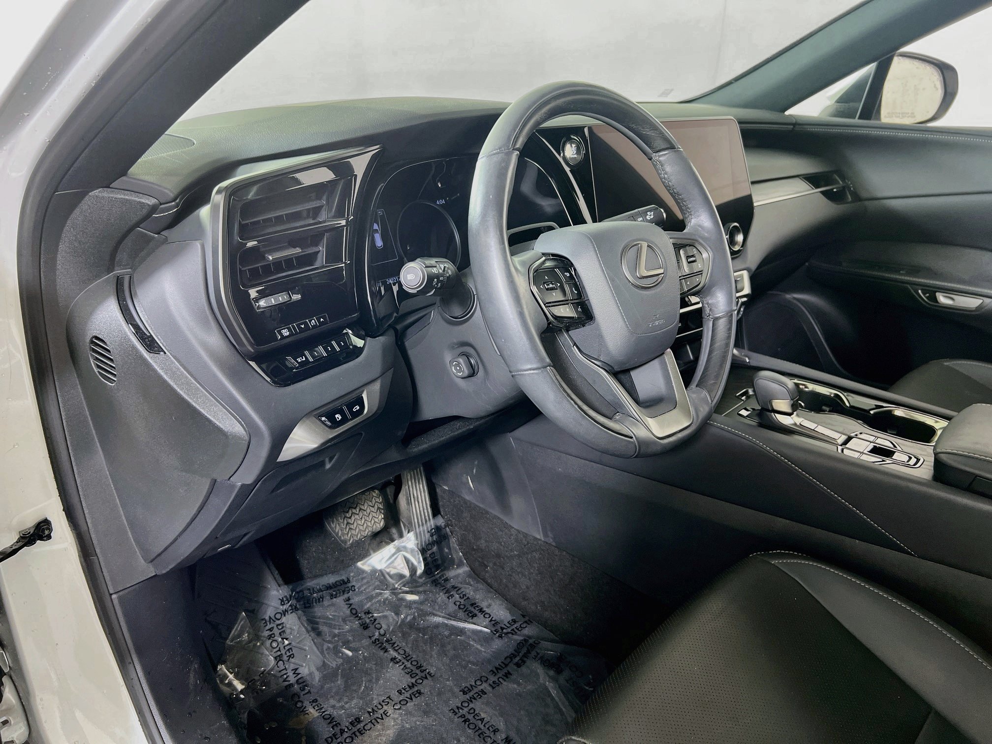Used 2023 Lexus RX 350 Premium w/ Cold Area Package AWD/4WD image 9