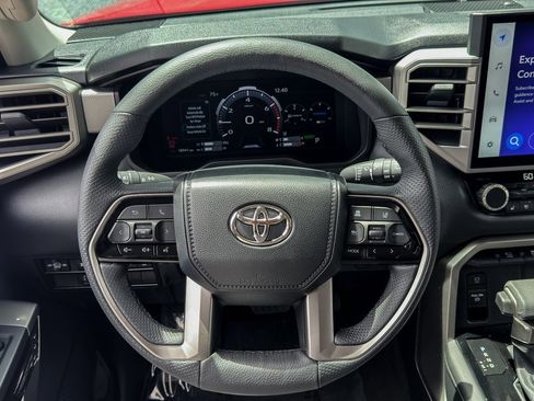 Used 2023 Toyota Sequoia Limited image 30