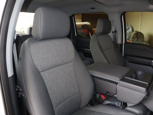 New 2025 Ford F150 XLT image 41