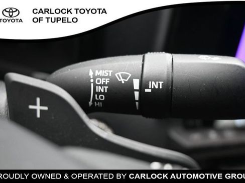 Used 2025 Toyota Camry SE w/ Convenience Package FWD image 28
