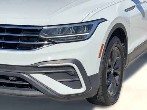 Used 2024 Volkswagen Tiguan Wolfsburg Edition image 11