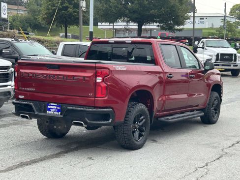 Used 2021 Chevrolet Silverado 1500 LT Trail Boss w/ Convenience Package II AWD/4WD image 7