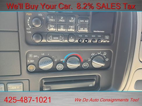 Used 1999 GMC Suburban 2500 AWD/4WD image 13