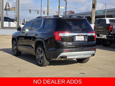 Used 2023 GMC Acadia SLT w/ Preferred Package image 5