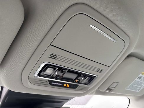 New 2026 Lincoln Nautilus Premier w/ Jet Appearance Package image 30