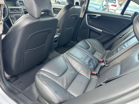 Used 2014 Volvo S60 T5 AWD/4WD image 12
