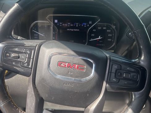 Used 2020 GMC Sierra 1500 AT4 w/ AT4 Premium Package image 11